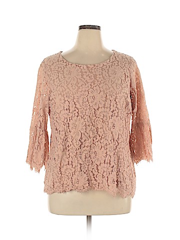 Rose & Olive 3/4 Sleeve Blouse (view 1)