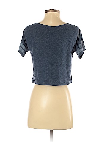 American Eagle Outfitters Short Sleeve T-Shirt (view 2)