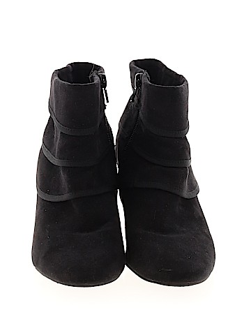 Karen Scott Ankle Boots (view 2)
