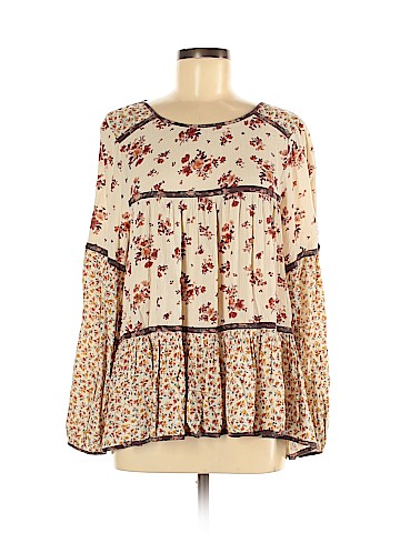 American Eagle Outfitters Long Sleeve Blouse (view 1)