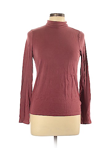 American Eagle Outfitters Long Sleeve Turtleneck (view 1)