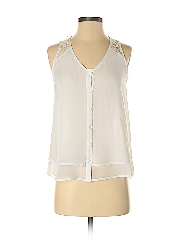 XOXO Sleeveless Blouse (view 1)