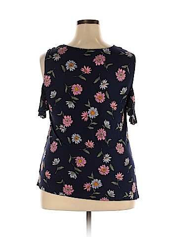 Old Navy Short Sleeve Top (view 2)