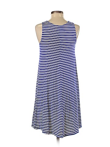 Old Navy Casual Dress (view 2)