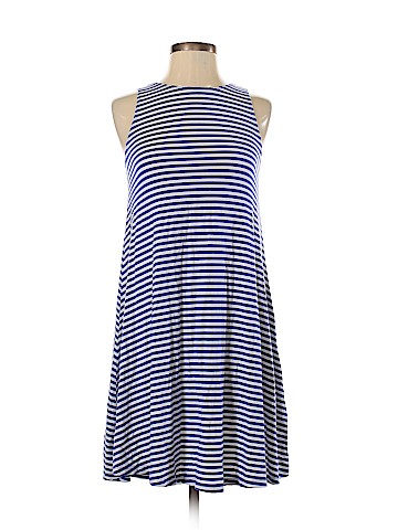 Old Navy Casual Dress (view 1)
