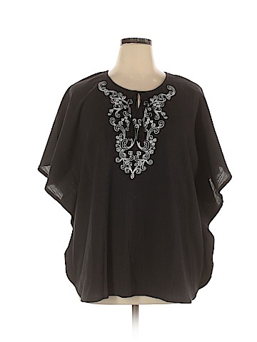 D&Co. Short Sleeve Top (view 1)