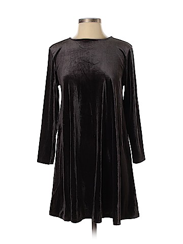 Old Navy Casual Dress (view 1)