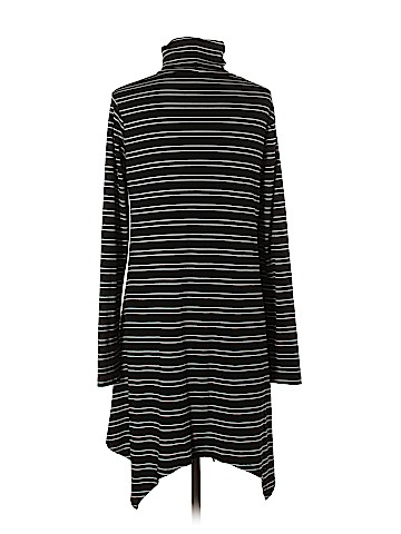 Mossimo Casual Dress (view 2)