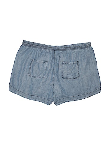 Universal Thread Shorts (view 2)