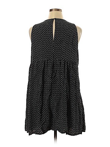 Old Navy Casual Dress (view 2)