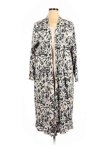 Lularoe Cardigan (view 1)