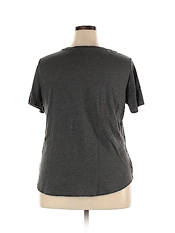 Old Navy Short Sleeve T-Shirt (view 2)