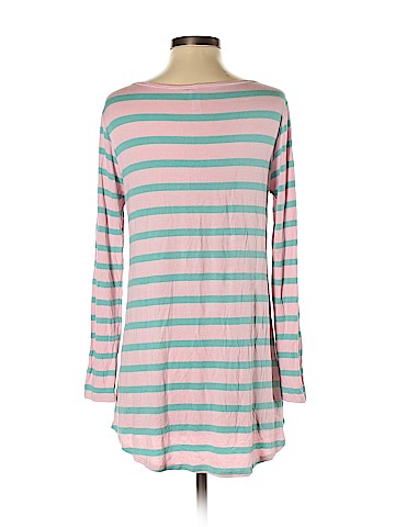 Lularoe Long Sleeve T-Shirt (view 2)