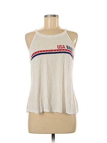 Free Kisses Sleeveless Top (view 1)