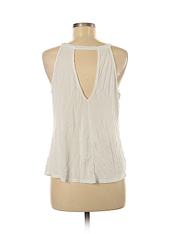 Free Kisses Sleeveless Top (view 2)