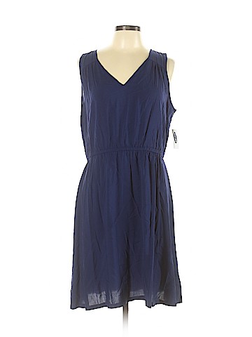 Old Navy Casual Dress (view 1)
