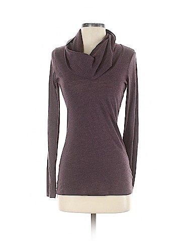 Gap Pullover Sweater (view 1)