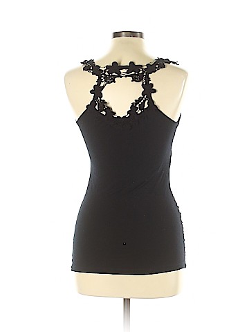 Kenar Sleeveless Top (view 2)