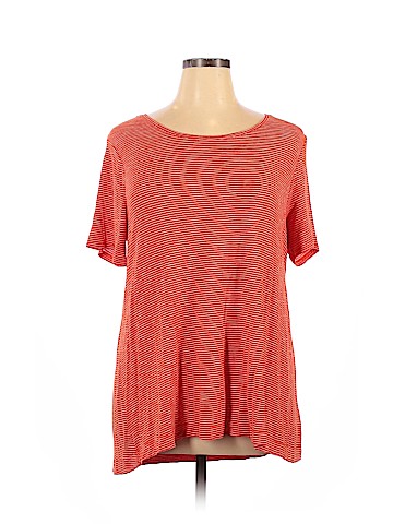 Old Navy Short Sleeve T-Shirt (view 1)