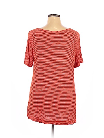 Old Navy Short Sleeve T-Shirt (view 2)