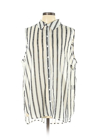 Attention Sleeveless Blouse (view 1)