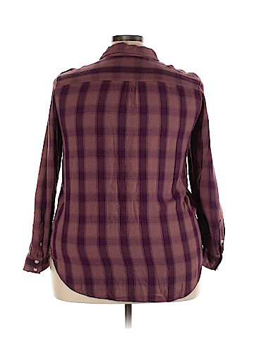 Mossimo Supply Co. Long Sleeve Button-Down Shirt (view 2)