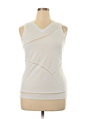Simply Vera Vera Wang Sleeveless Top (view 1)
