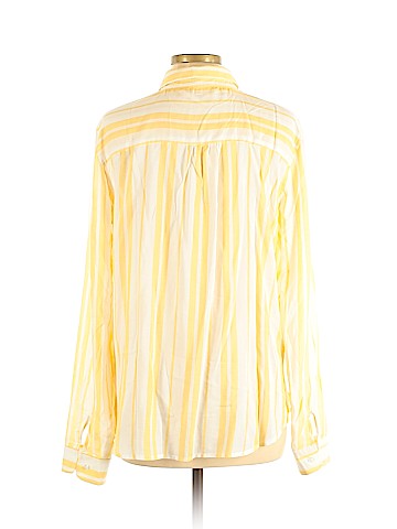 Maurices Long Sleeve Button-Down Shirt (view 2)