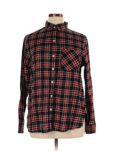 Old Navy Long Sleeve Button-Down Shirt (view 1)