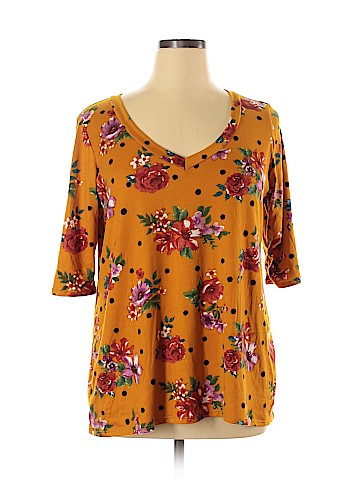 PIPHANY Short Sleeve T-Shirt (view 1)