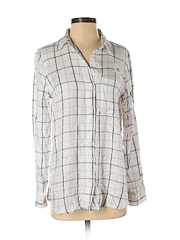 Old Navy Long Sleeve Button-Down Shirt (view 1)