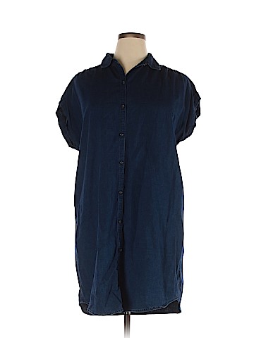 Old Navy Casual Dress (view 1)