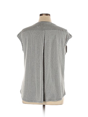 Elle Short Sleeve Top (view 2)