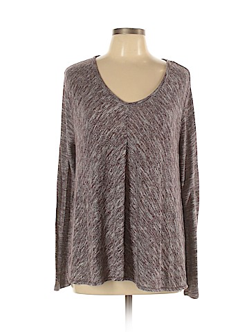 Old Navy Pullover Sweater (view 1)