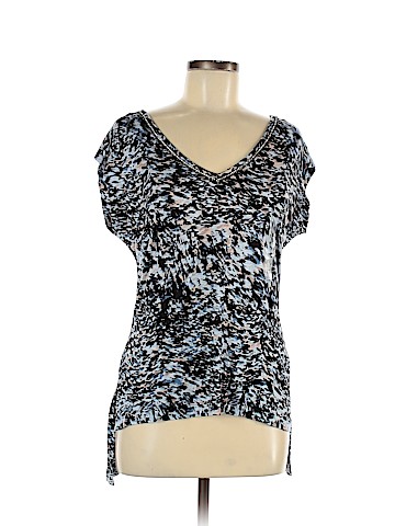 Jennifer Lopez Short Sleeve Top (view 1)