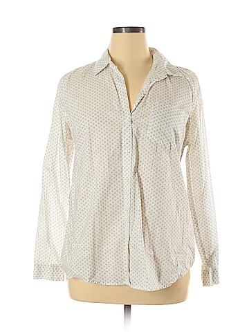 Old Navy Long Sleeve Button-Down Shirt (view 1)