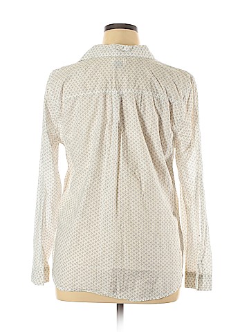 Old Navy Long Sleeve Button-Down Shirt (view 2)