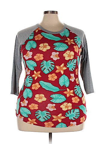 Lularoe 3/4 Sleeve T-Shirt (view 1)