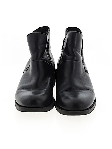 Timberland Ankle Boots (view 2)