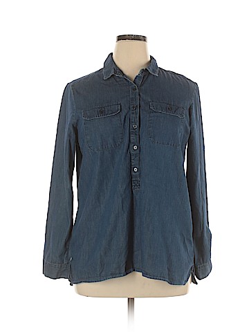 Old Navy Long Sleeve Button-Down Shirt (view 1)