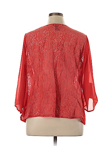 Lucy Diamonds 3/4 Sleeve Blouse (view 2)