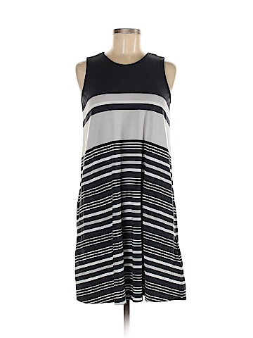 Aventura Casual Dress (view 1)