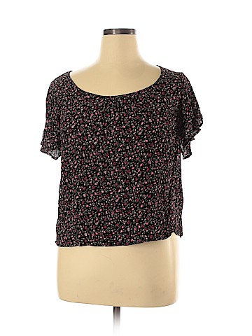 Forever 21 Plus Short Sleeve Blouse (view 1)