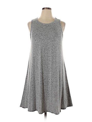 Old Navy Casual Dress (view 1)