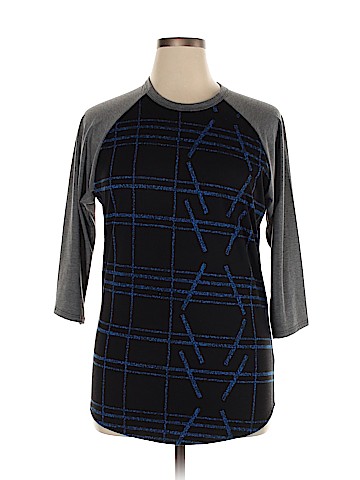 Lularoe 3/4 Sleeve T-Shirt (view 1)