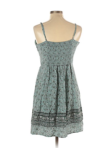 Old Navy Casual Dress (view 2)
