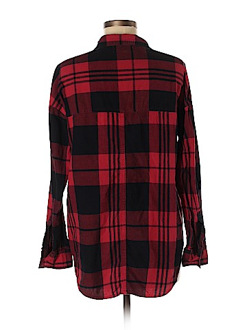 Old Navy Long Sleeve Button-Down Shirt (view 2)