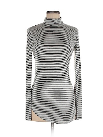 Gap Long Sleeve Turtleneck (view 1)