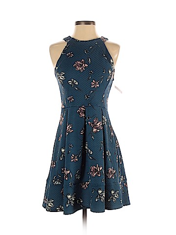 Xhilaration Casual Dress (view 1)