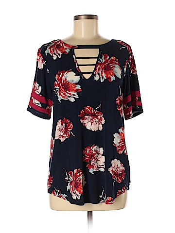 Maurices Short Sleeve Top (view 1)